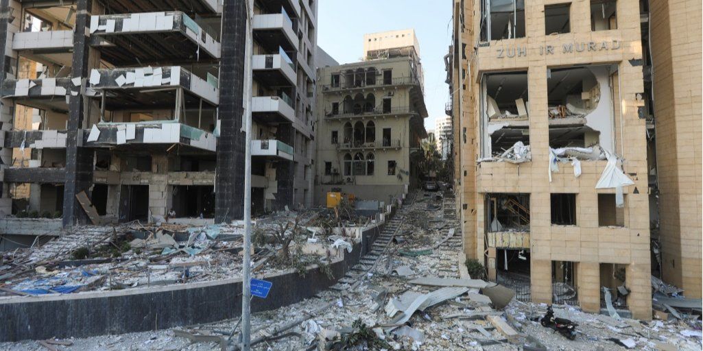 Мировая пресса: При взрыве в Бейруте погиб немецкий дипломат