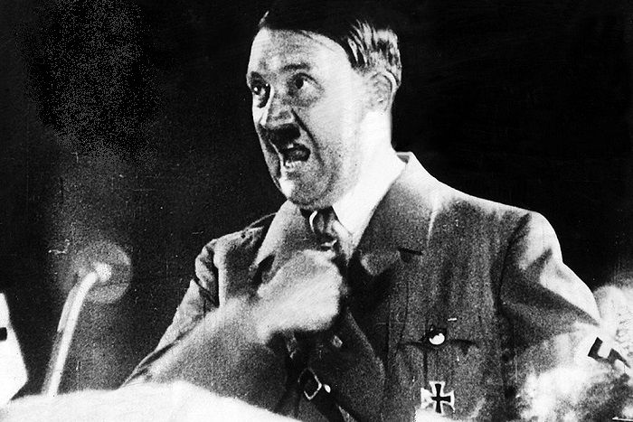 Самоубийство Гитлера: что рассказал личный шофёр фюрера