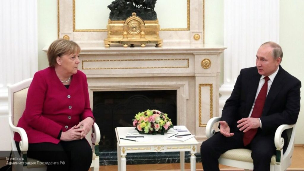 Мировая пресса: Главу Литвы проинформировали о планах Меркель обсудить с Путиным Белоруссию