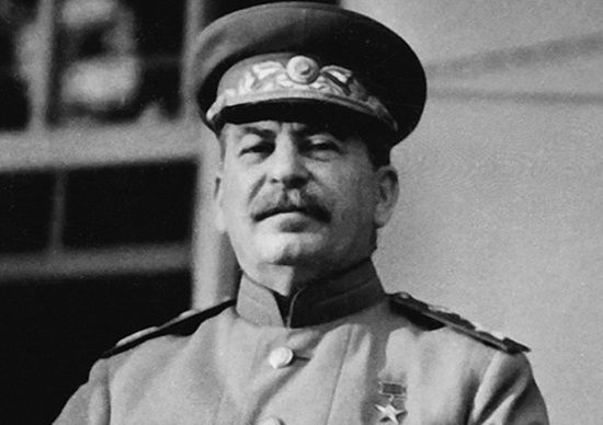 Как Сталин поступил бы с Москвой, если бы её захватил Гитлер