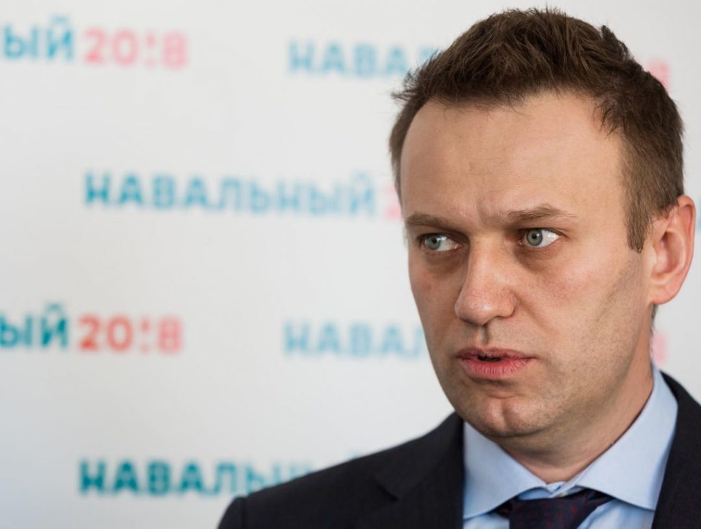 Мировая пресса: Алексея Навального пытаются перевезти в немецкую клинику, но из России его не выпускают