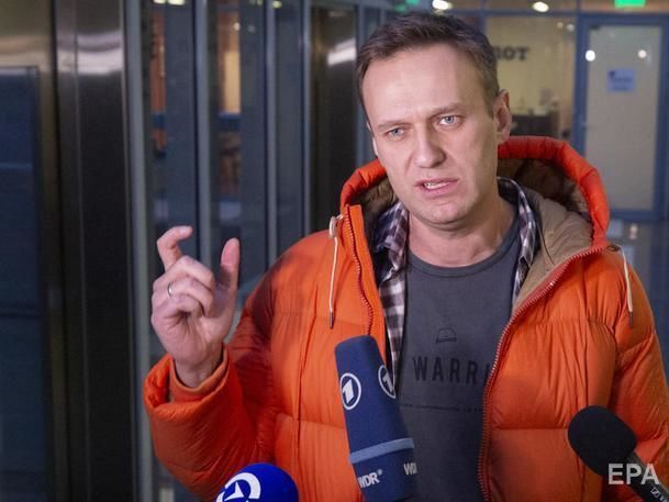 Мировая пресса: Навального разрешили вывезти в Германию, рейтинг "Слуги народа" опустился ниже 30%, МВФ продолжит сотрудничество с Украиной. Главное за день