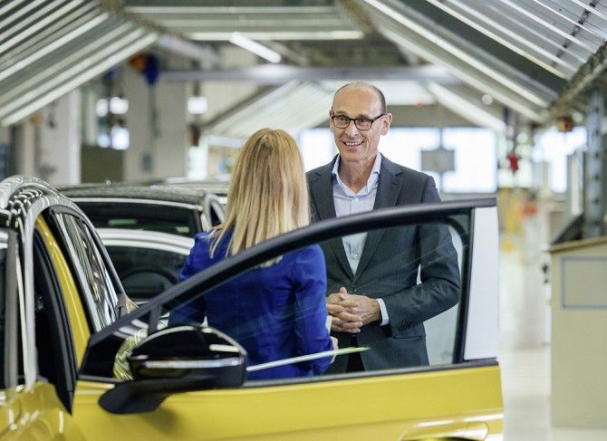 Мировая пресса: Volkswagen запускает серийное производство модели ID.4