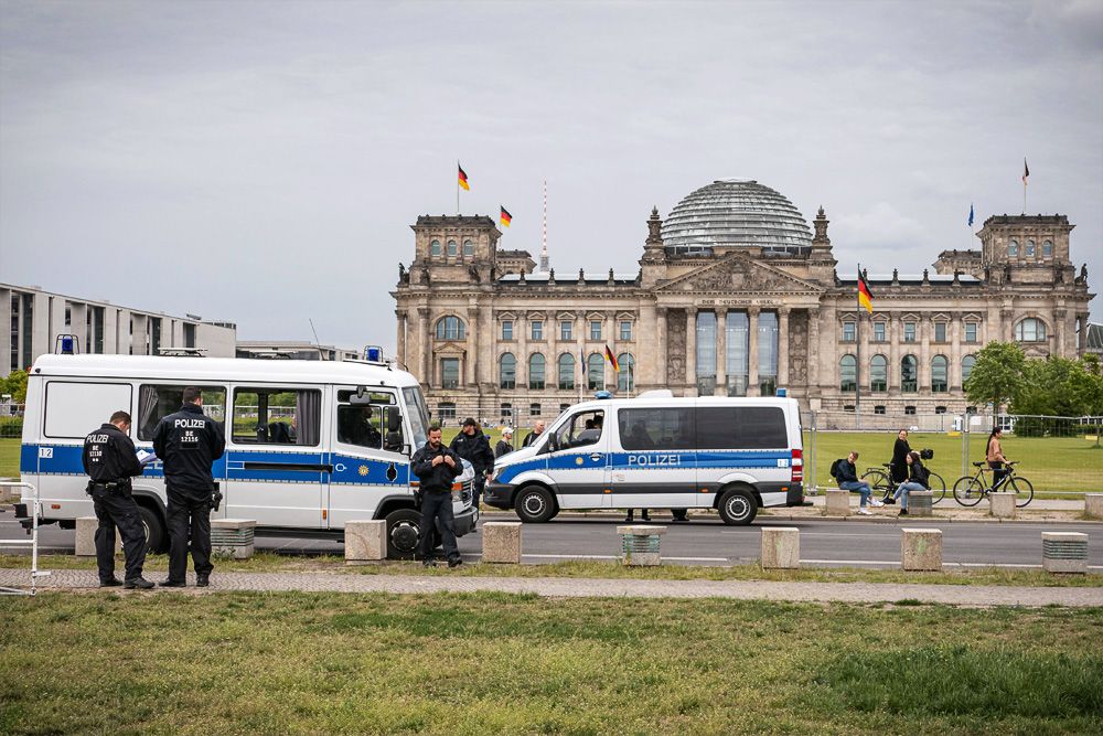 Мировая пресса: Власти Берлина запретили митинговать против коронавирусных мер