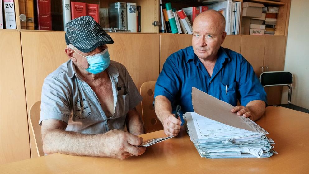 Общество: Счет почти на €27 000: пенсионер предлагает страховщикам свою почку в качестве оплаты
