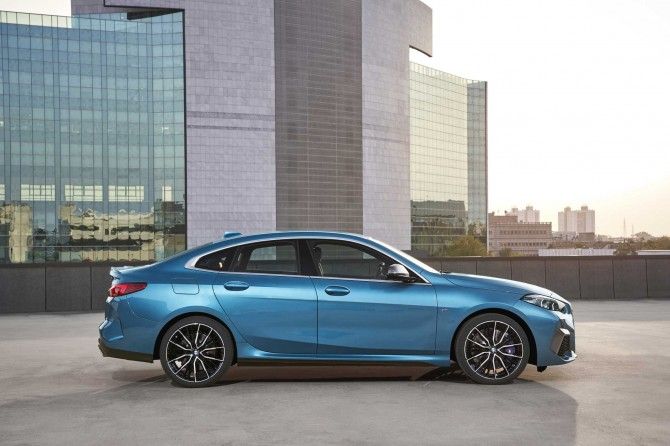 Мировая пресса: BMW с 1 сентября повысил цены в России в среднем на 2,1%