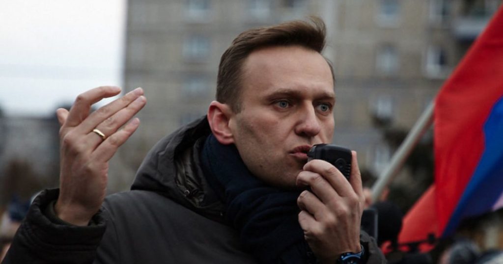 Мировая пресса: Меркель — о Навальном: Кто-то пытался заткнуть ему рот