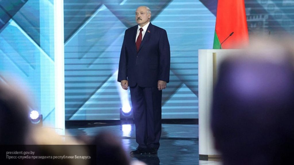 Мировая пресса: Лукашенко рассказал о перехвате аудиозаписи о Меркель по Навальному