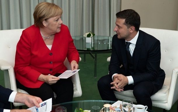 Мировая пресса: Зеленский обсудит события на Донбассе с Меркель - СМИ