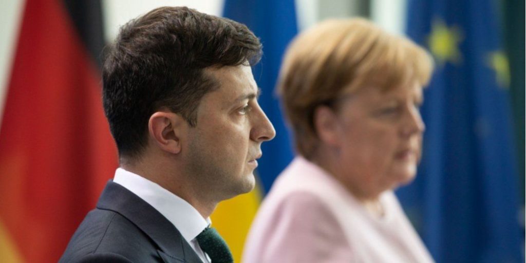 Мировая пресса: Меркель заверила Зеленского, что Украина может рассчитывать на Германию и Францию в вопросе окончания войны на Донбассе
