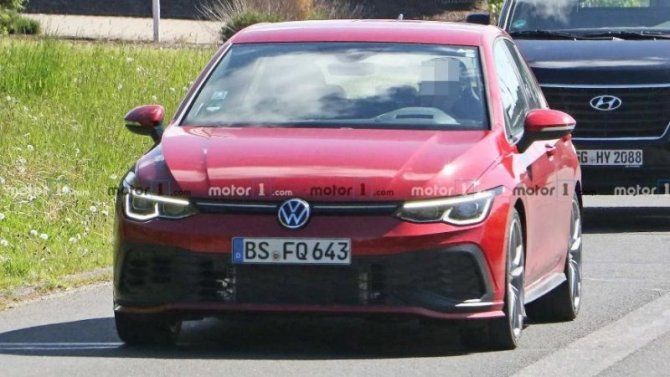 Мировая пресса: На «Нюрбургринге» испытывается гоночная версия Volkswagen Golf GTI