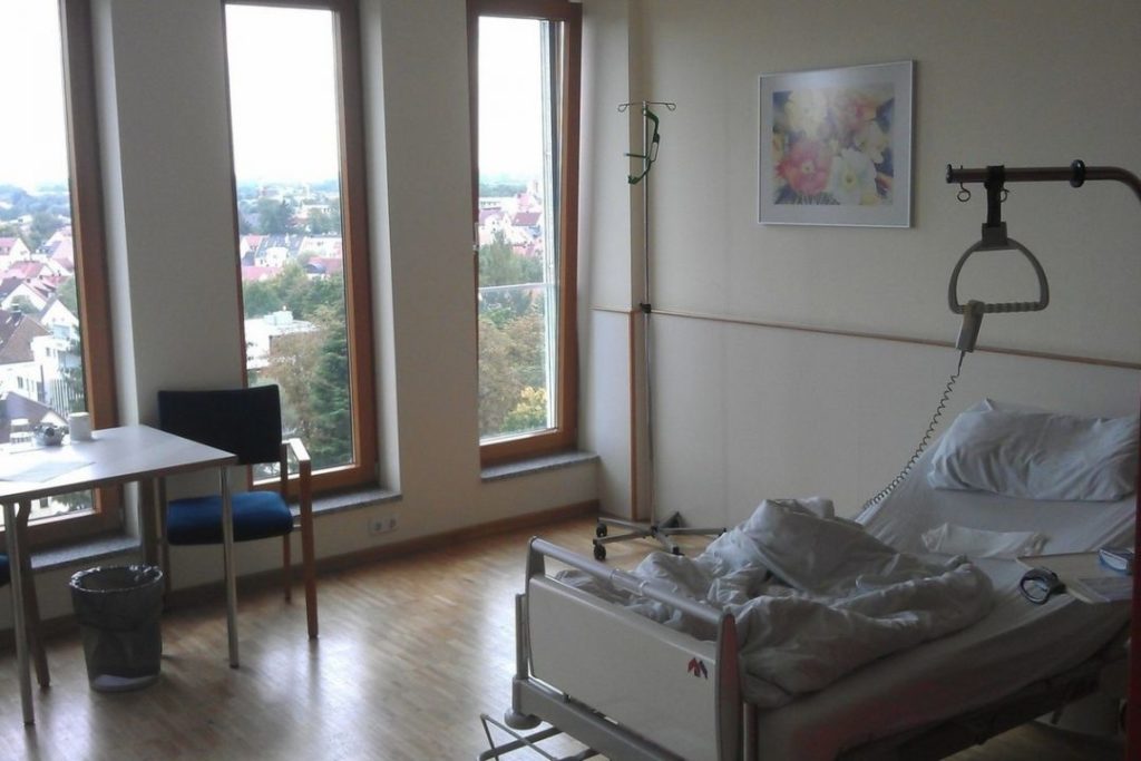 Мировая пресса: Германия: Больницы сокращают количество мест, зарезервированных для пациентов с Covid