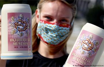 Мировая пресса: Власти Мюнхена из-за коронавируса запретили алкоголь на территории Октоберфеста