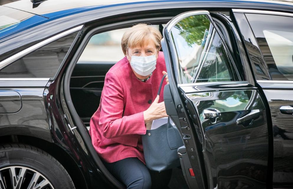 Политика: Правда о драматическом предупреждении Меркель: откуда цифра в 19 000 инфицированных в день