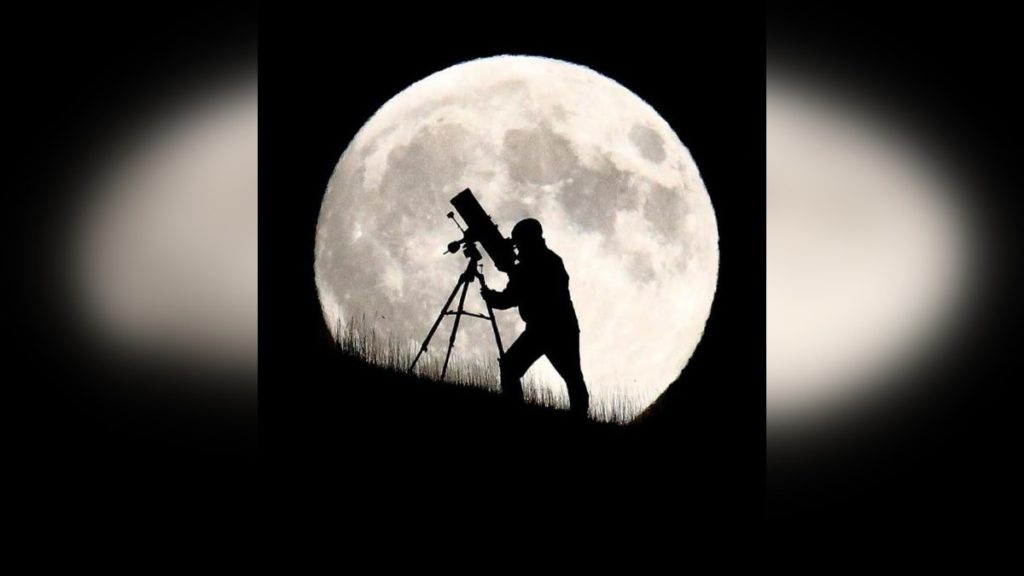Досуг: Кукурузная Луна озарила ночное небо над всей Землей (+фото)