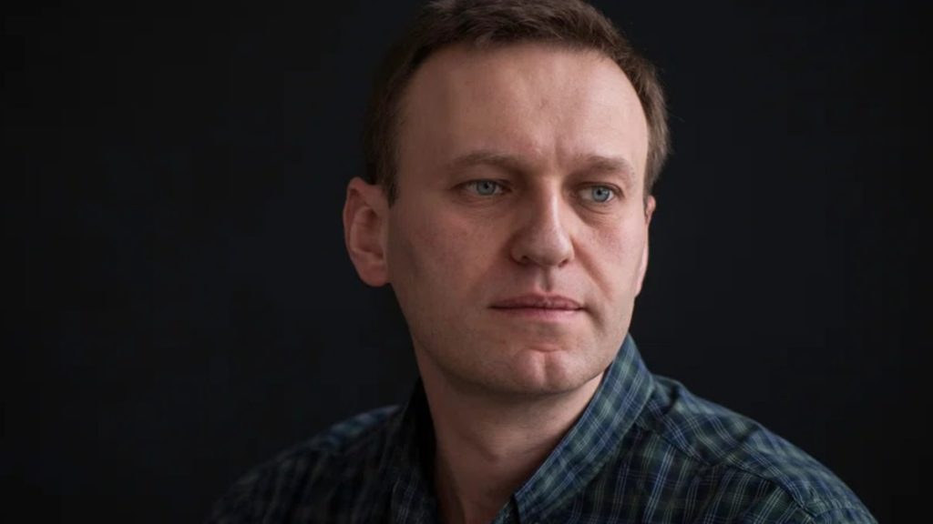 Политика: Zeit: Алексей Навальный должен был скончаться еще в самолете