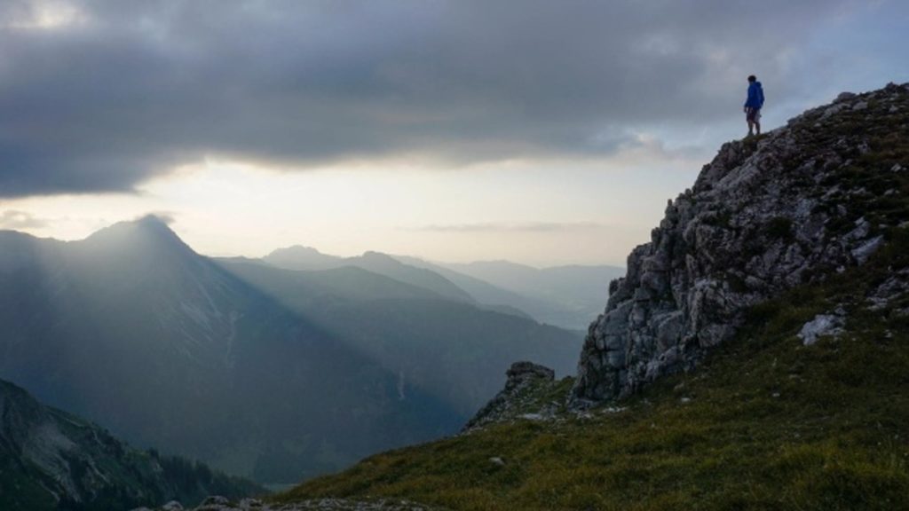 Происшествия: Бавария: туристка упала в горах с 60-метровой высоты и выжила