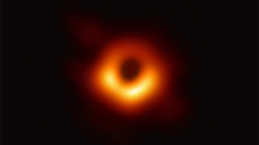 Отовсюду обо всем: Немец получил Нобелевскую премию по физике за огромную черную дыру в центре нашей галактики