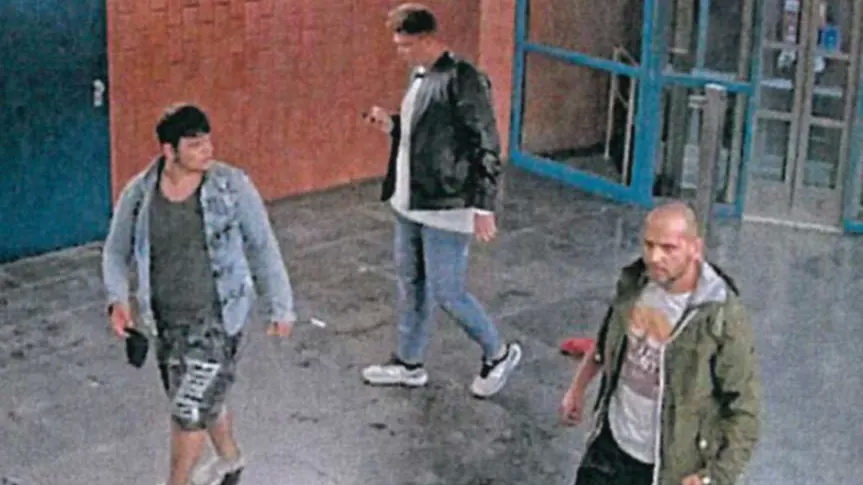 Происшествия: В Дортмунде трое мужчин жестоко избили чиновника за замечание об отсутствии масок