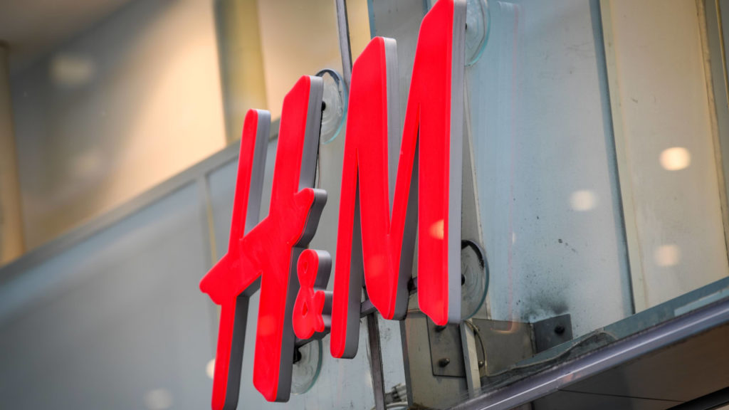 Общество: H&M анонсировал закрытие магазинов по всему миру