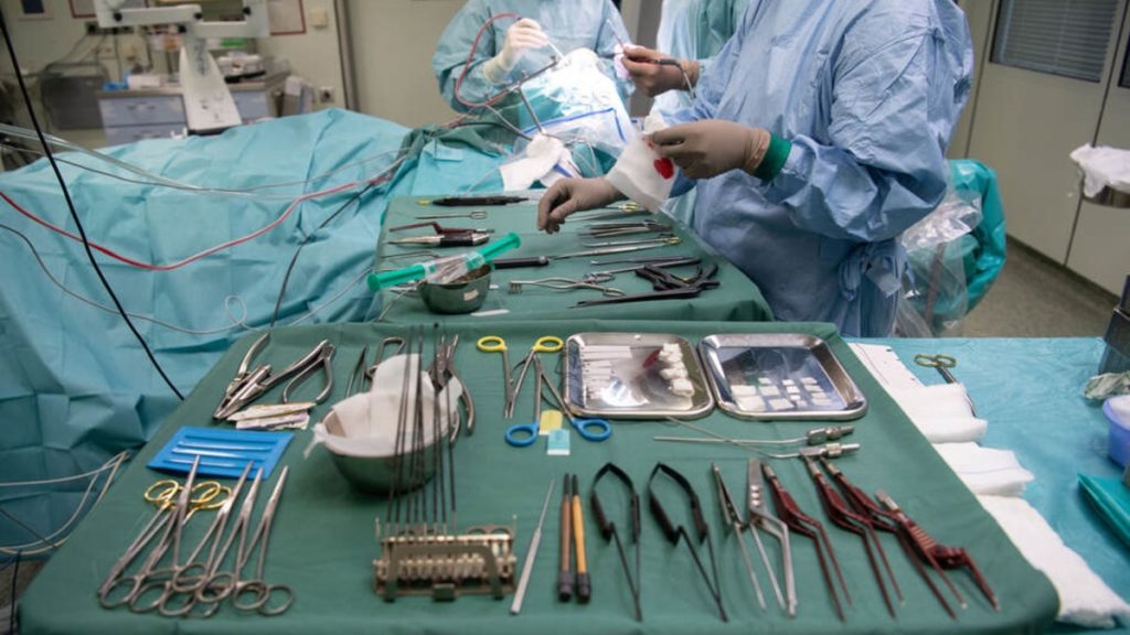 Общество: В Бремене стартует судебный процесс против врача, удалившего пациенту здоровый орган