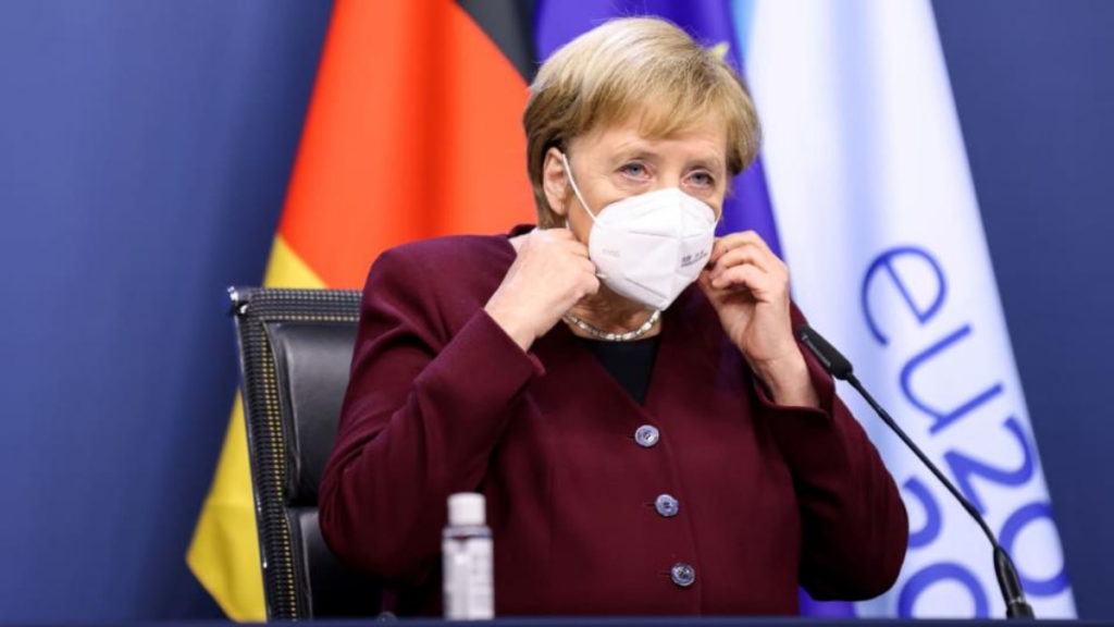 Общество: Ситуация с коронавирусом накаляется: Меркель требует от немцев дисциплины