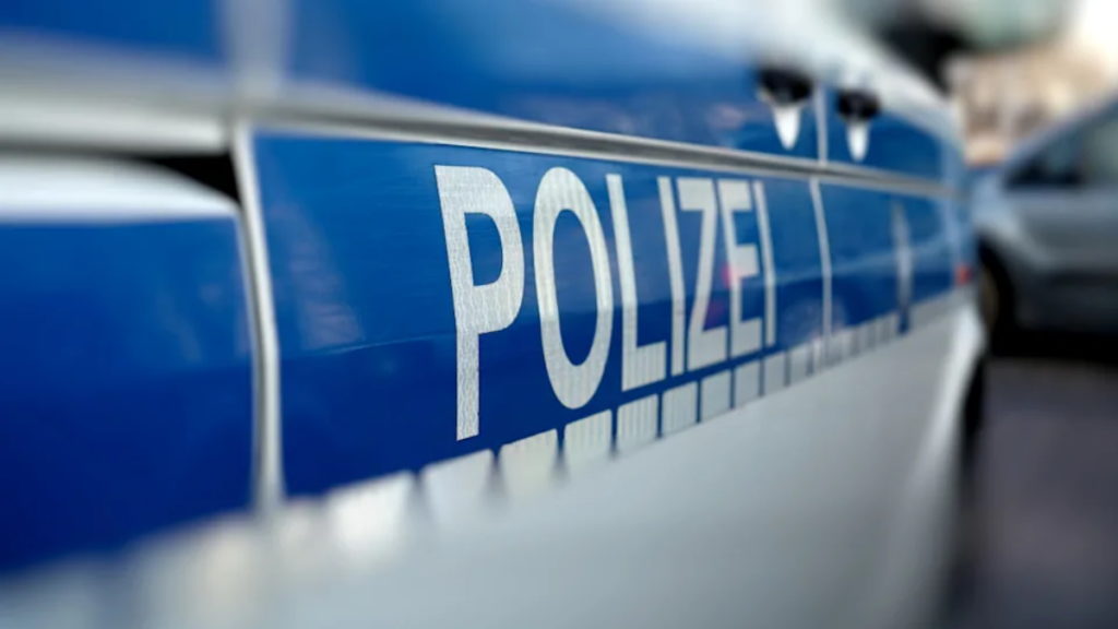 Происшествия: Бавария: выезжая с парковки, девушка насмерть сбила двухлетнюю девочку