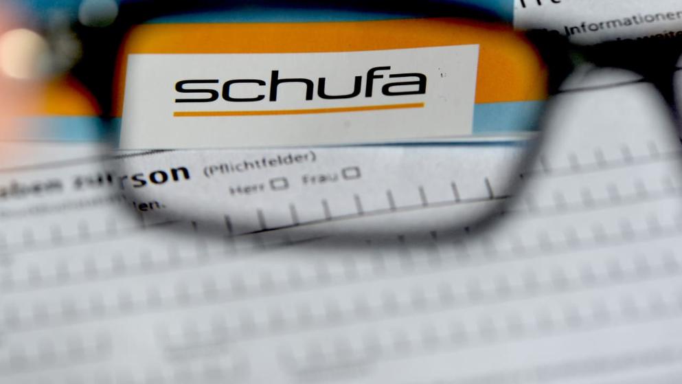 Общество: Schufa будет проверять счета и банковские выписки немцев
