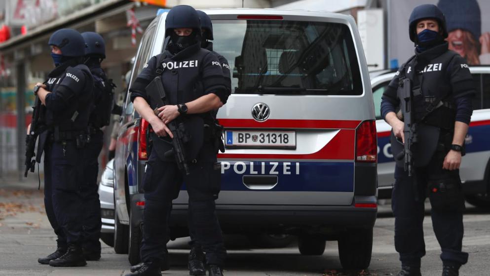 Общество: Страх после нападения в Вене: Германия ищет террористов у себя
