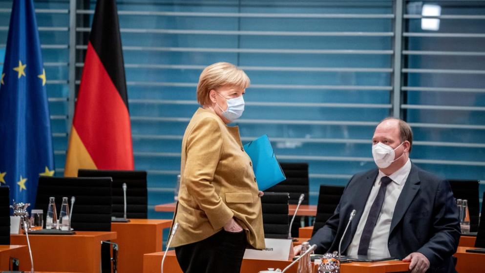 Деньги: Правительство Германии сократит помощь пострадавшим от коронавируса