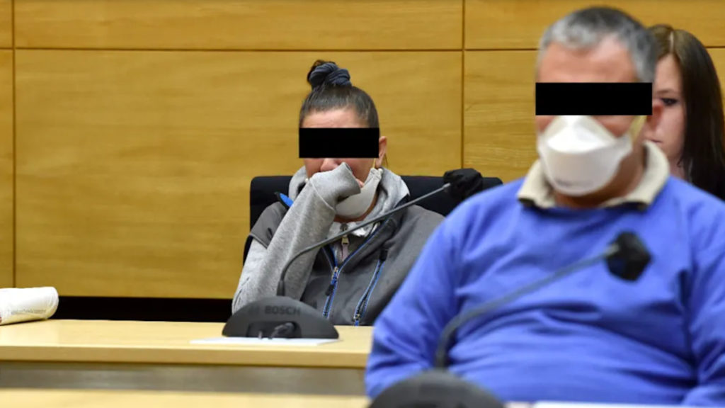 Общество: Северный Рейн-Вестфалия: родителей обвинили в издевательствах над глухим сыном
