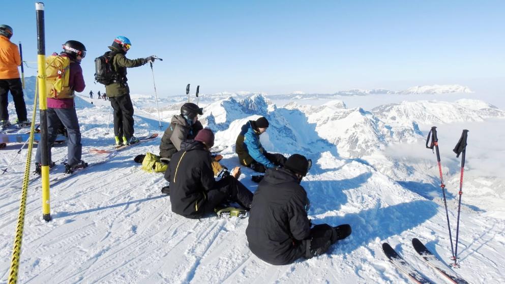 Досуг: Любителям зимних видов спорта: есть ли еще шанс покататься на лыжах и где именно?