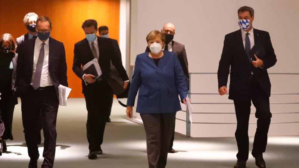 Политика: Рождество под угрозой: Меркель собирает внеплановый саммит