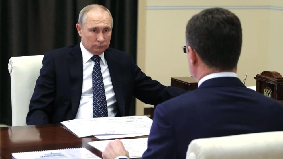 Политика: Закон подписан: Путин обеспечил себе пожизненную неприкосновенность