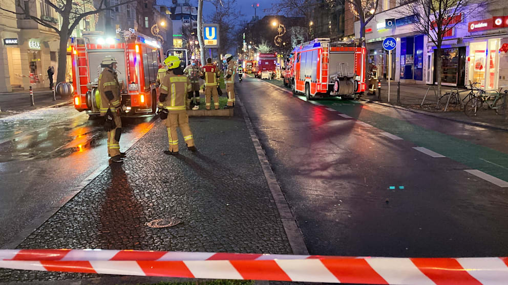 Происшествия: Большая спецоперация: в Берлине случился пожар на станции метро