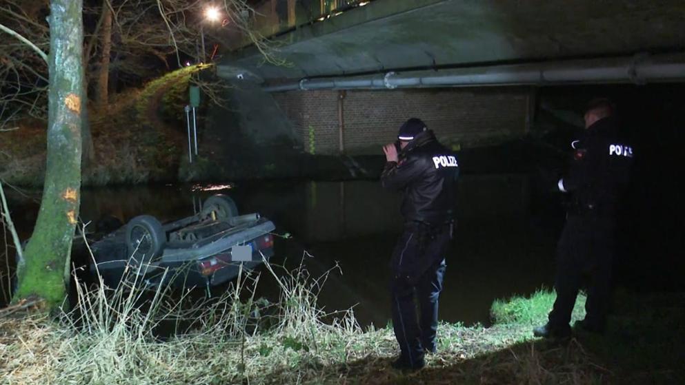 Происшествия: Водитель утонул в реке с водой по колено: была ли в этом вина полиции?