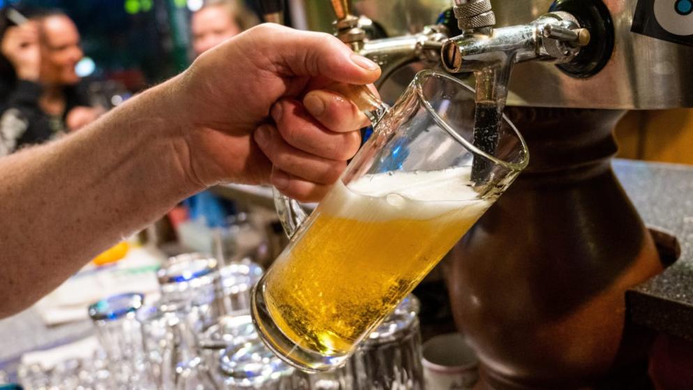Общество: Пиво и коронавирус: немецкие пивовары на гране банкротства