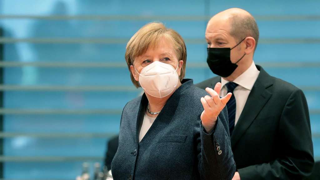 Политика: Завтра состоится очередной саммит: Меркель будет требовать продолжения локдауна до 1 марта