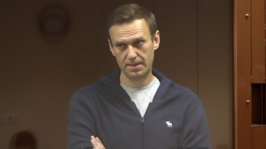 Отовсюду обо всем: ЕС готовит новые санкции против РФ из-за ареста Навального