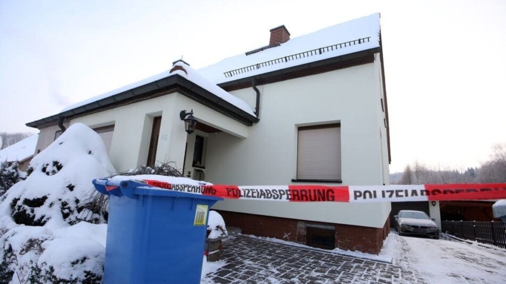 Происшествия: Саксония: мужчина убил соседа и себя