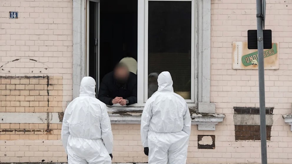 Происшествия: Вспышка мутировавшего коронавируса в Северном Рейне-Вестфалии: людей заперли в квартирах, входы и выходы охраняются