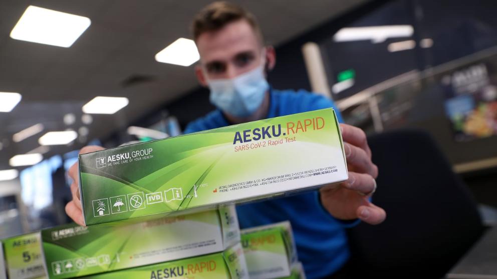 Общество: В Aldi стартовали продажи экспресс-тестов на коронавирус 