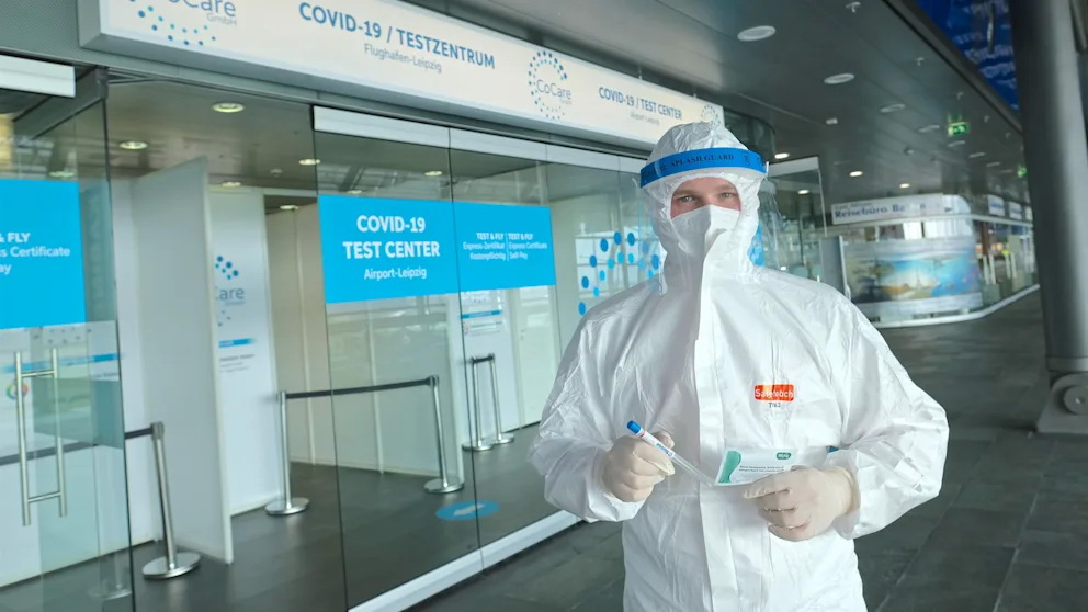 Общество: Полный абсурд: немецкие центры штрафуют за слишком дешевые тесты на коронавирус