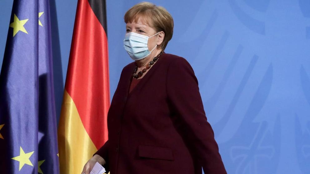 Политика: Меркель планирует ввести в Германии комендантский час