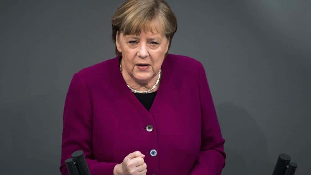 Общество: Спорный препарат, вызывающий тромбоз: сегодня Меркель вакцинируют от коронавируса