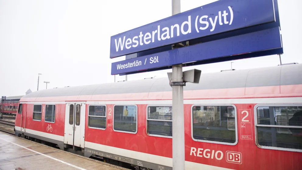 Происшествия: Инфицированный в вагоне: в Шлезвиг-Гольштейне эвакуировали целый поезд