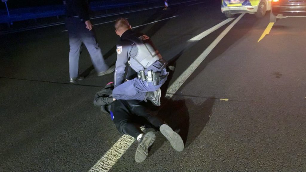 Происшествия: По дороге в Восточную Европу: берлинец выследил угонщика своего автомобиля