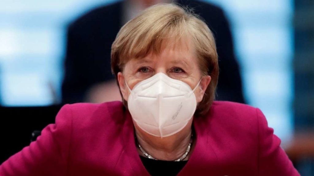 Общество: Меркель поддерживает краткосрочный жесткий локдаун