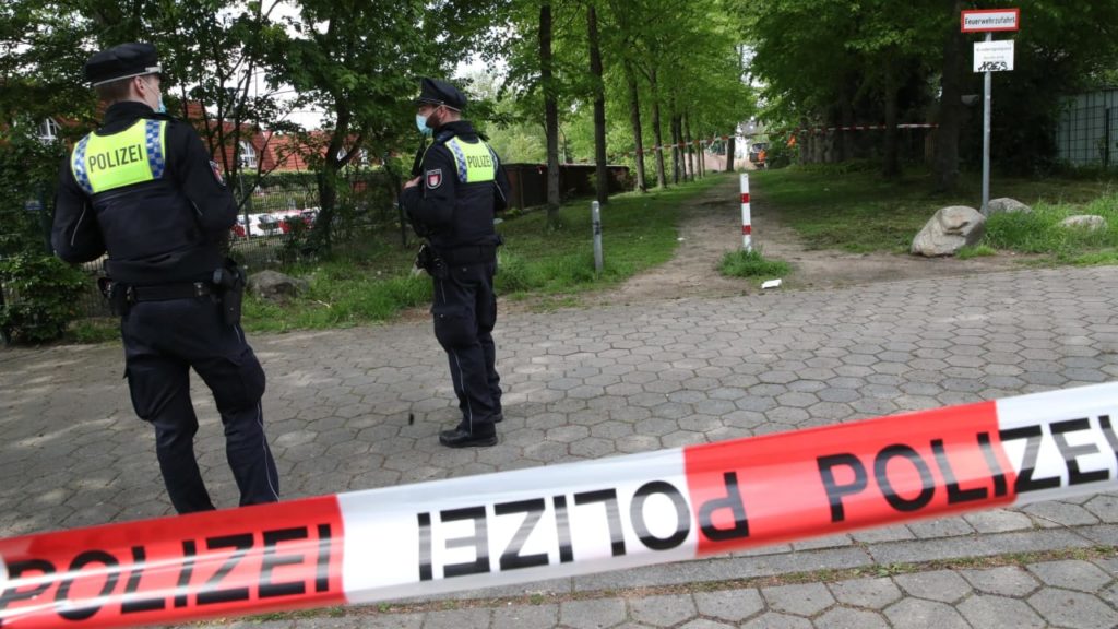 Происшествия: Поножовщина у детской площадки в Гамбурге: жертве нападения всего 14 лет