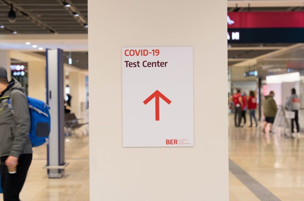 Общество: К сведению путешественников: новый тест на коронавирус, который может испортить поездку
